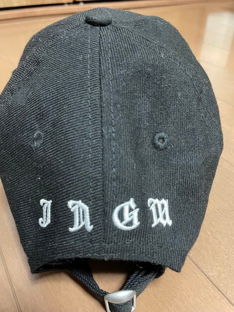 メゾン ミハラヤスヒロ✖️NEW ERAブラック刺繍ロゴキャップ