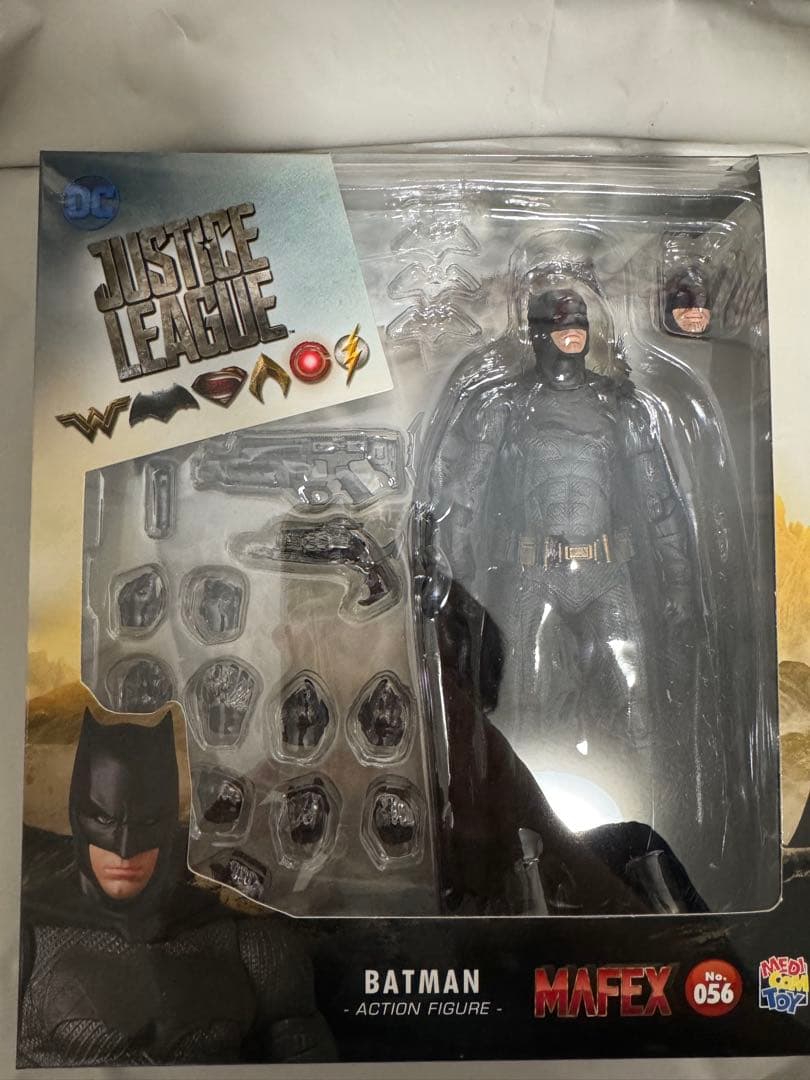 MAFEX バットマン（ジャスティスリーグ） アクションフィギュア