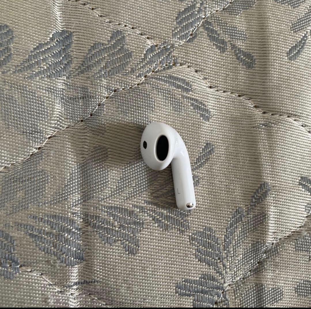 AirPods4本体 ホワイト