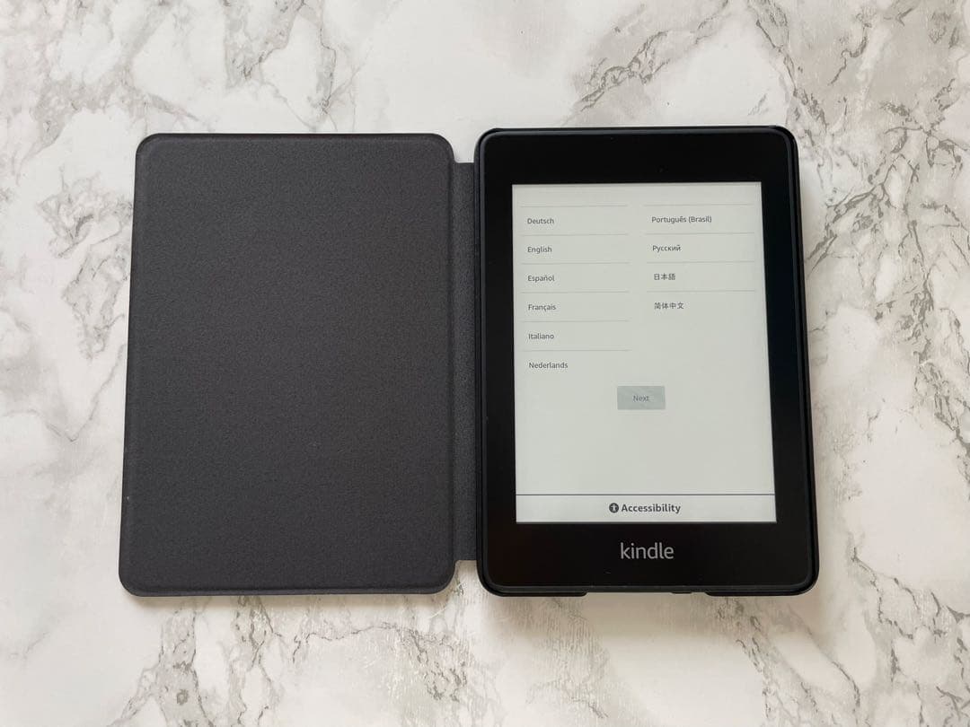 Kindle Paperwhite 第10世代 8GB 電子書籍　ケース付