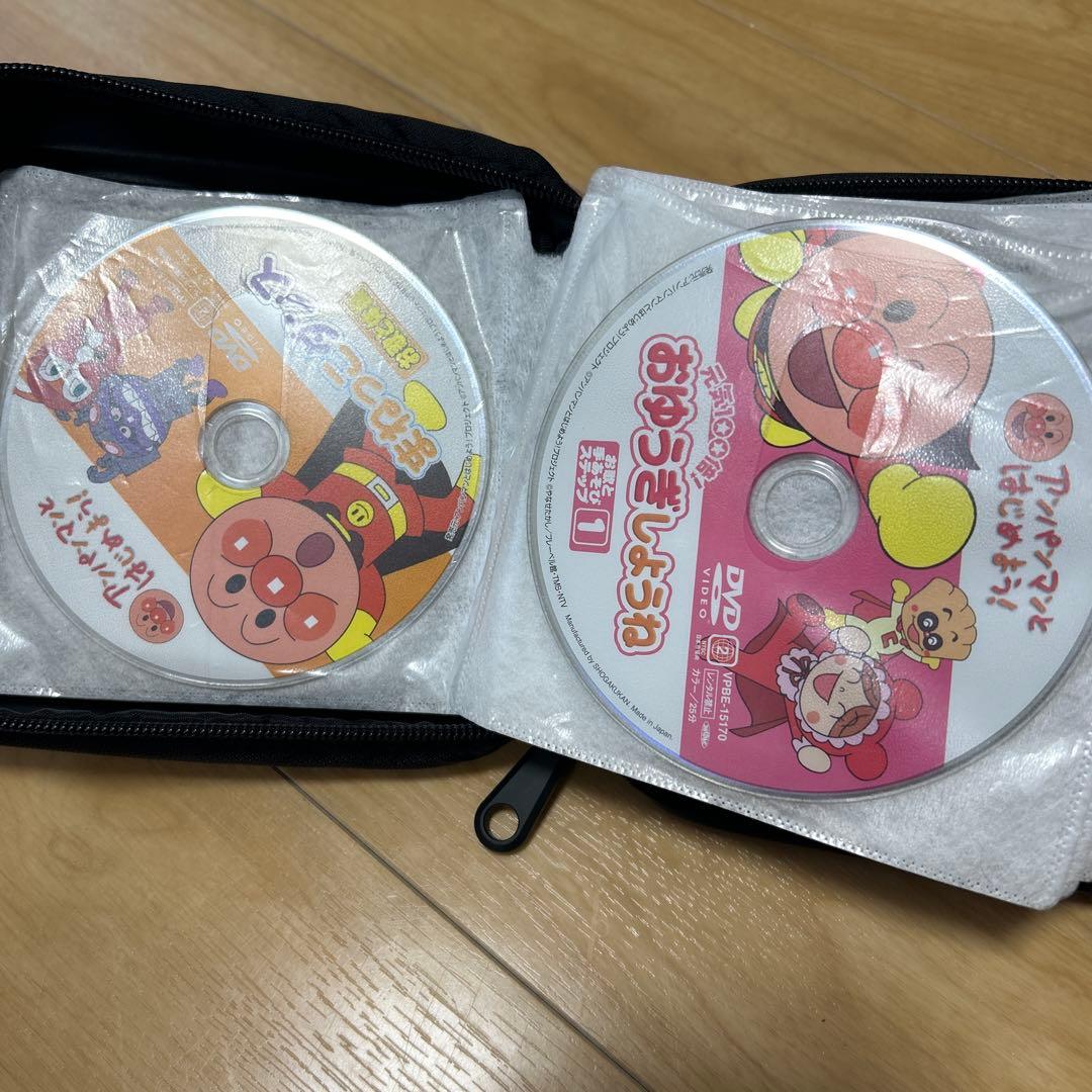 ディズニー、アンパンマン他DVD32本　まとめ売り
