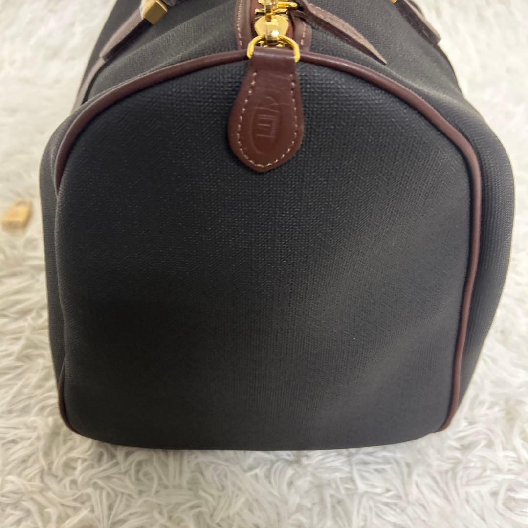 新品未使用　ダンヒル　dunhill ボストンバッグ　レザー　大容量
