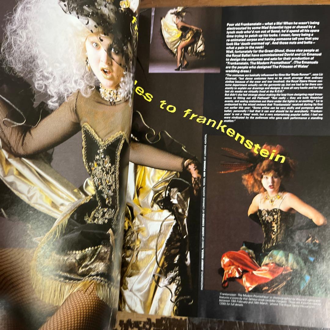 i-D Magazine N°32 Dec 1985 Jan 1986