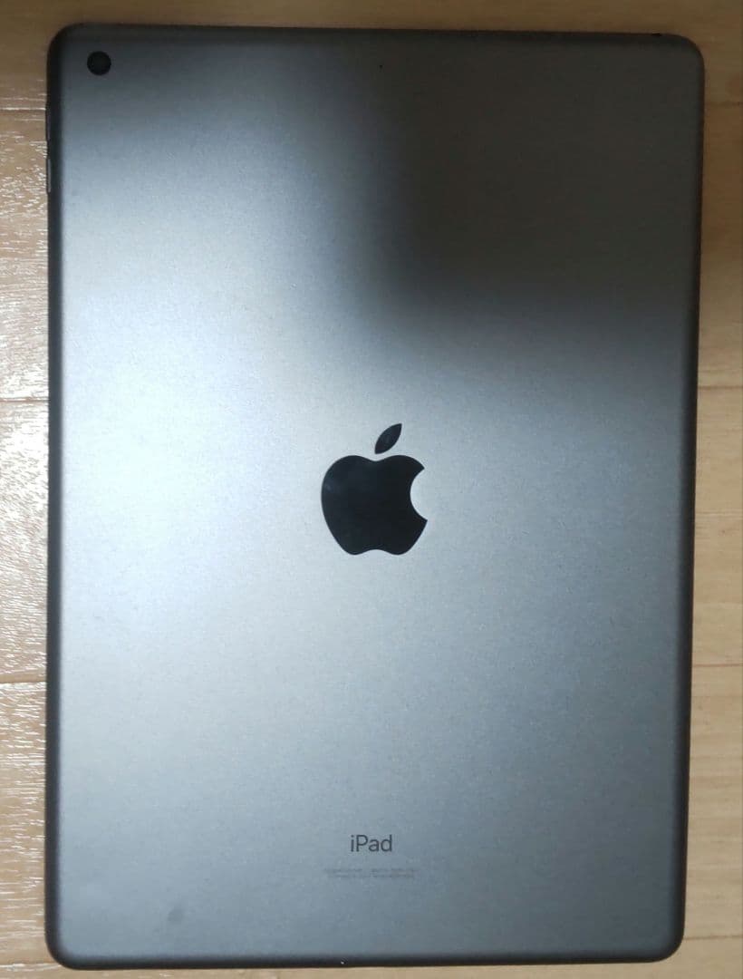 ジャンク品　Apple iPad （第9世代、64GB）本体 スペースグレー
