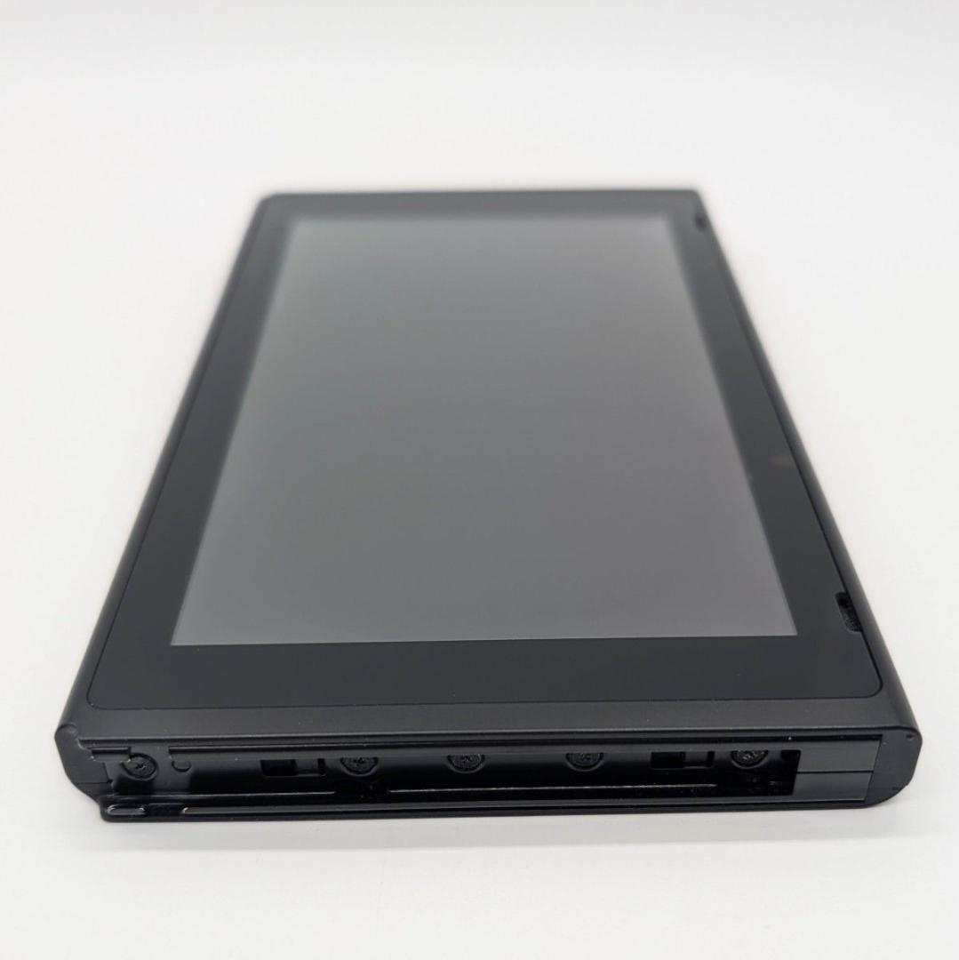 【極美品】Nintendo Switch 本体のみ 2018年