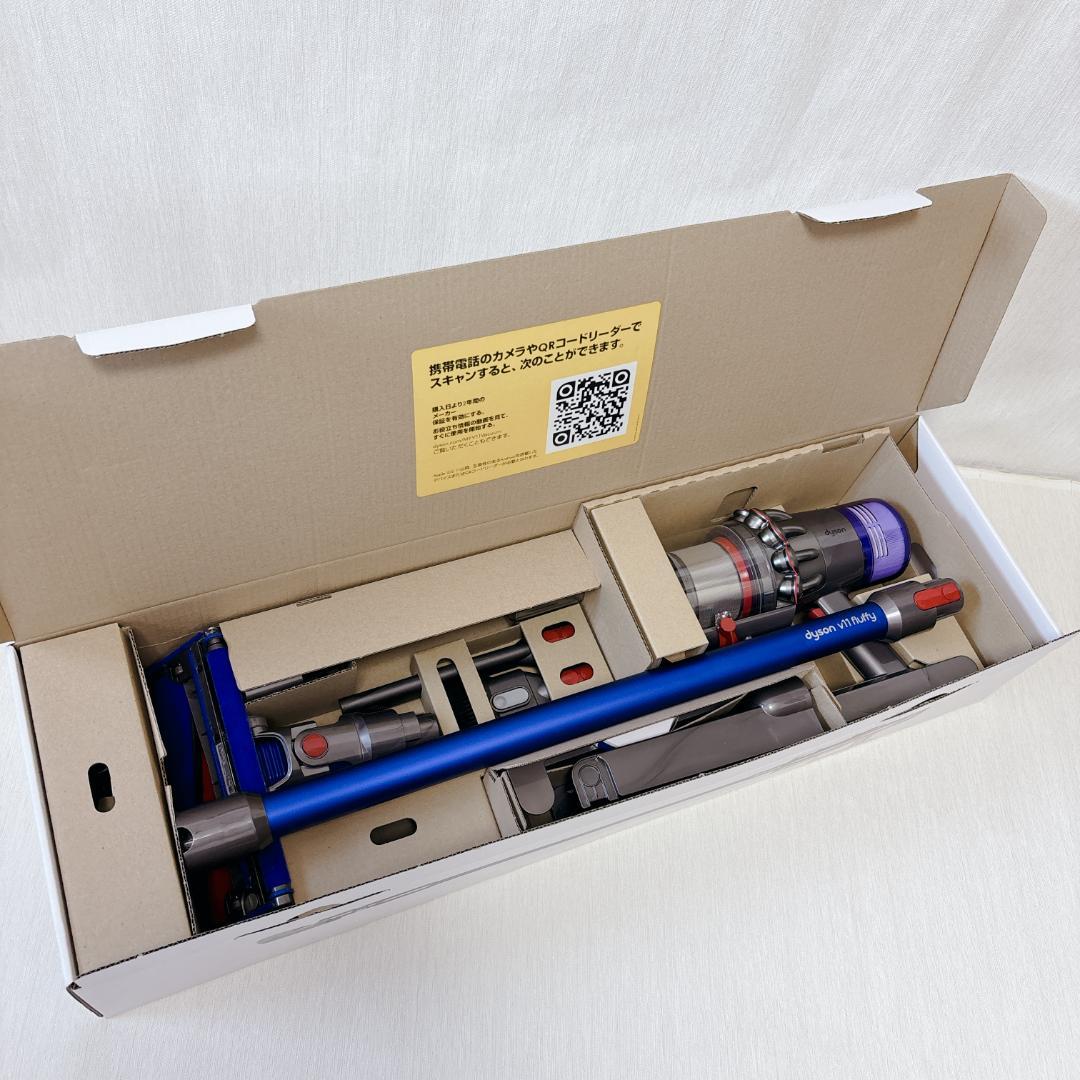 【極美品・未使用級】Dyson V11 Fluffy SV14 ダイソン