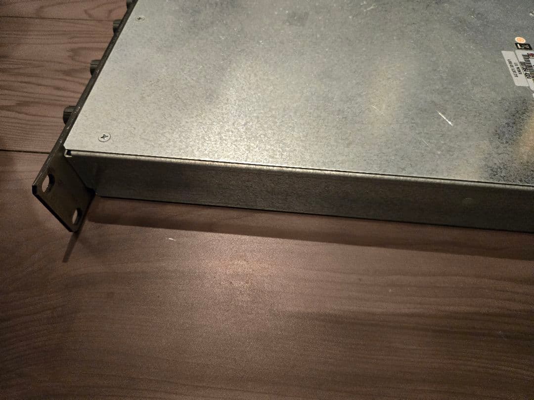 【SHURE】シェアマイクロフォンミキサーSCM810