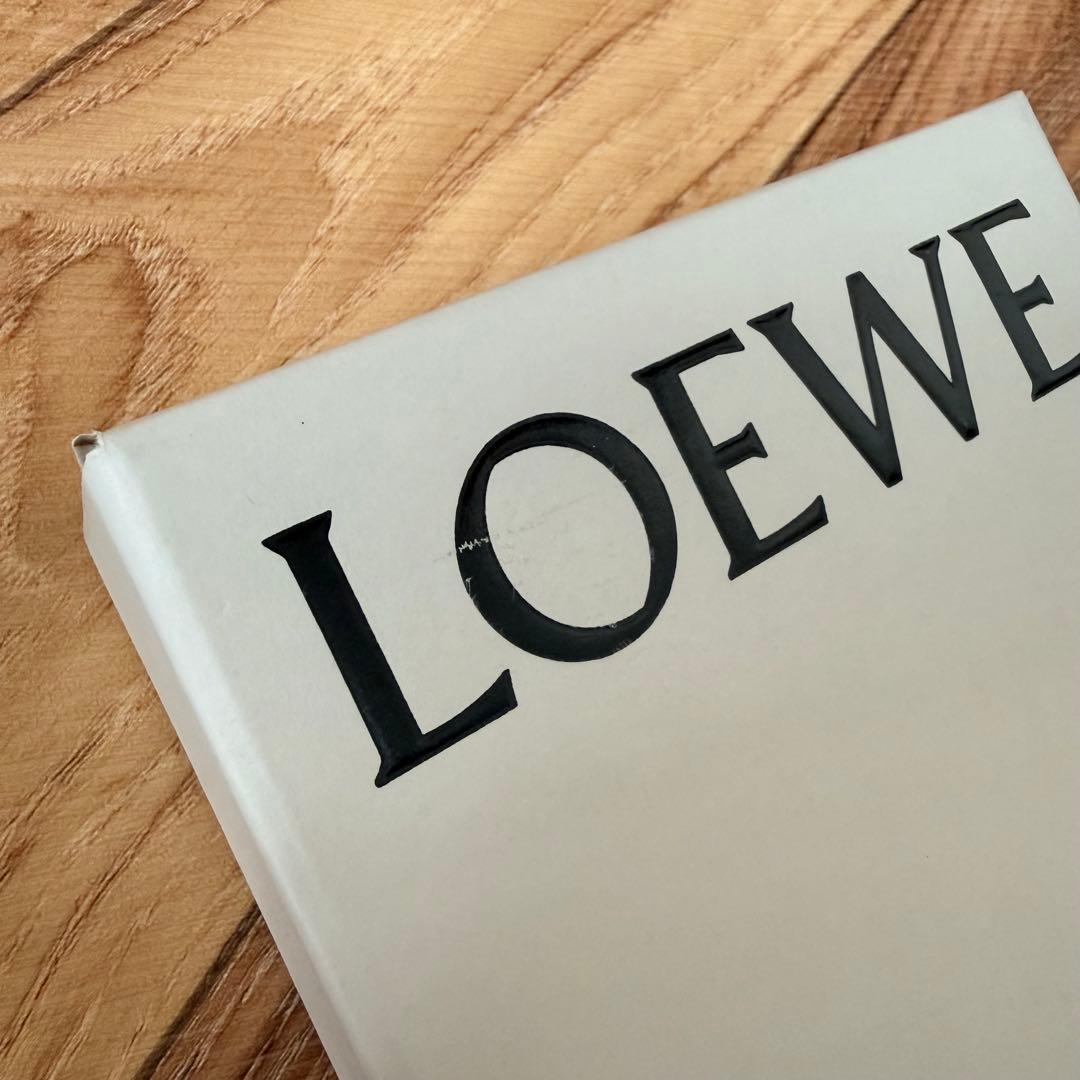新品 LOEWE ノットコンパクトウォレット ユーカリ×ネイビー 人気色 正規品