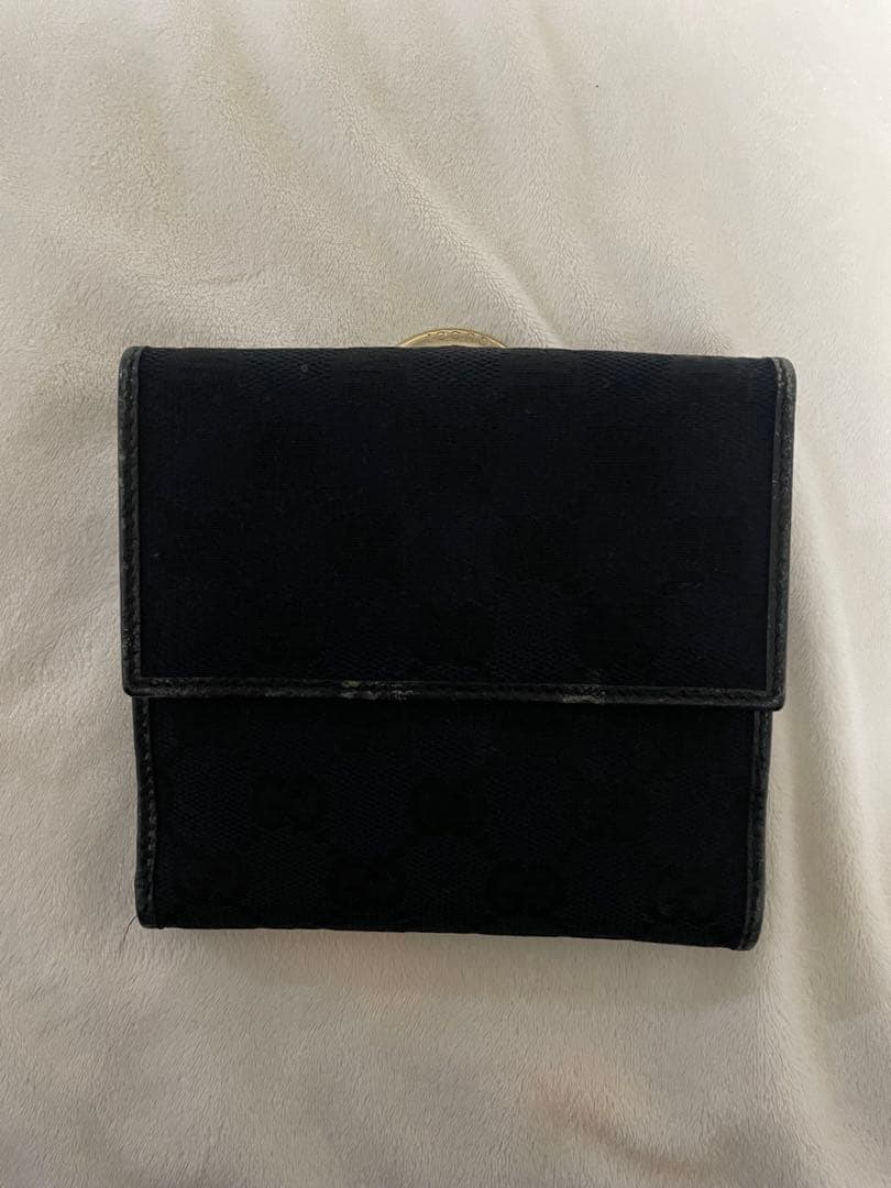 【正規品】GUCCI ブラック 二つ折り財布