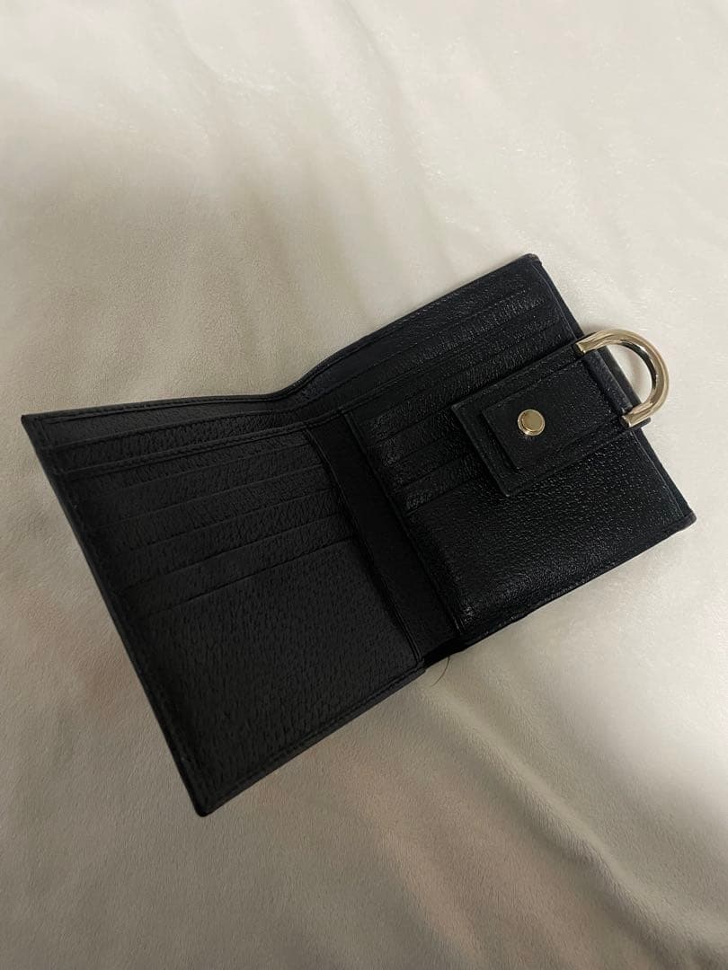 【正規品】GUCCI ブラック 二つ折り財布