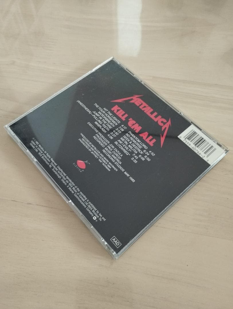Kill ’Em All 初期12曲入 2枚(国内&輸入) ポスター付