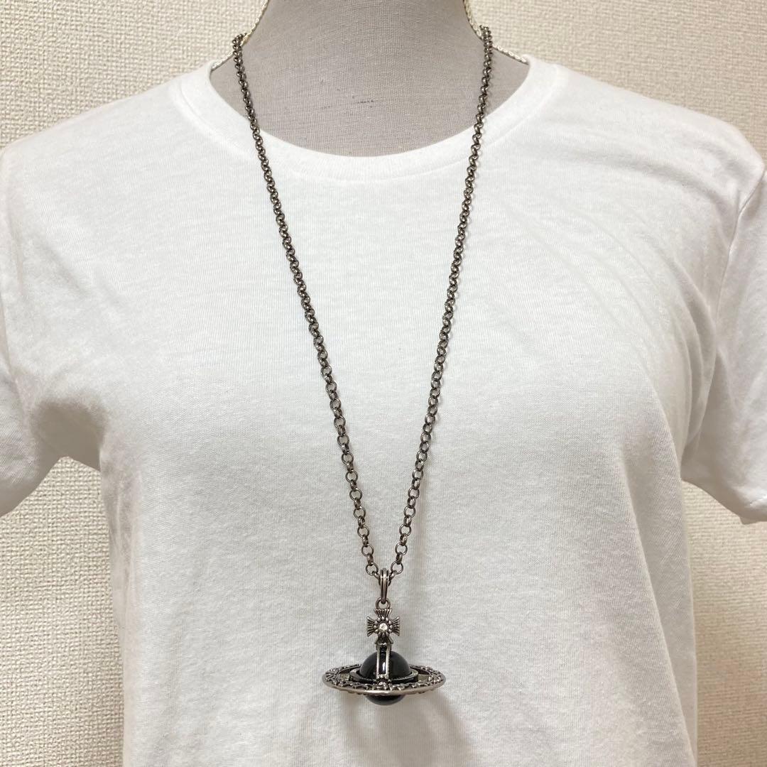 Vivienne Westwood✨オーナメンタルオーブネックレス　ブラック
