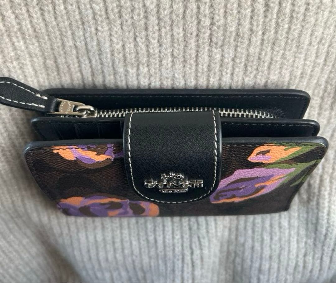coach 二つ折り財布