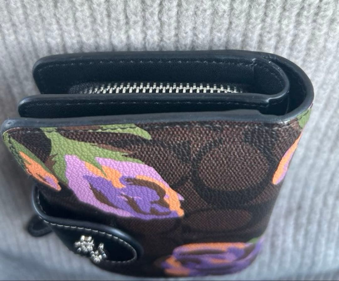 coach 二つ折り財布
