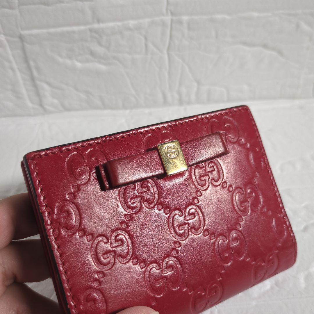 【美品】グッチ シマ コンパクト財布 赤 レザー リボン