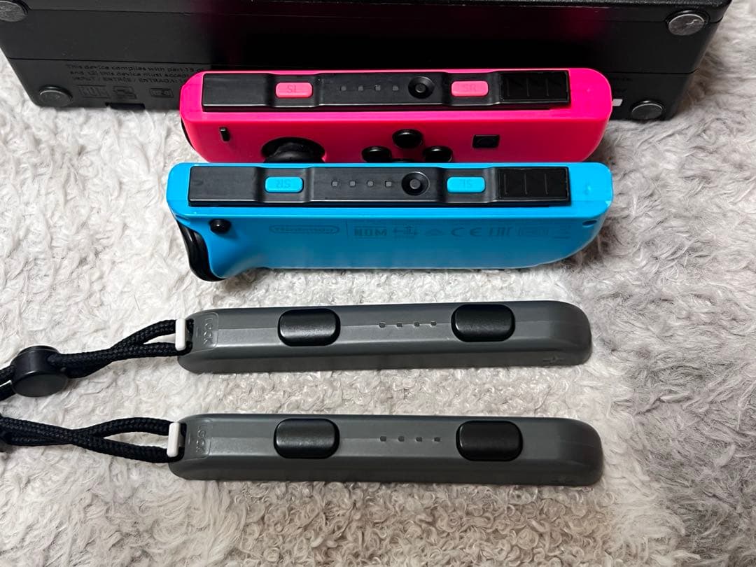 Nintendo Switch 本体 ジョイコンSDカード付き