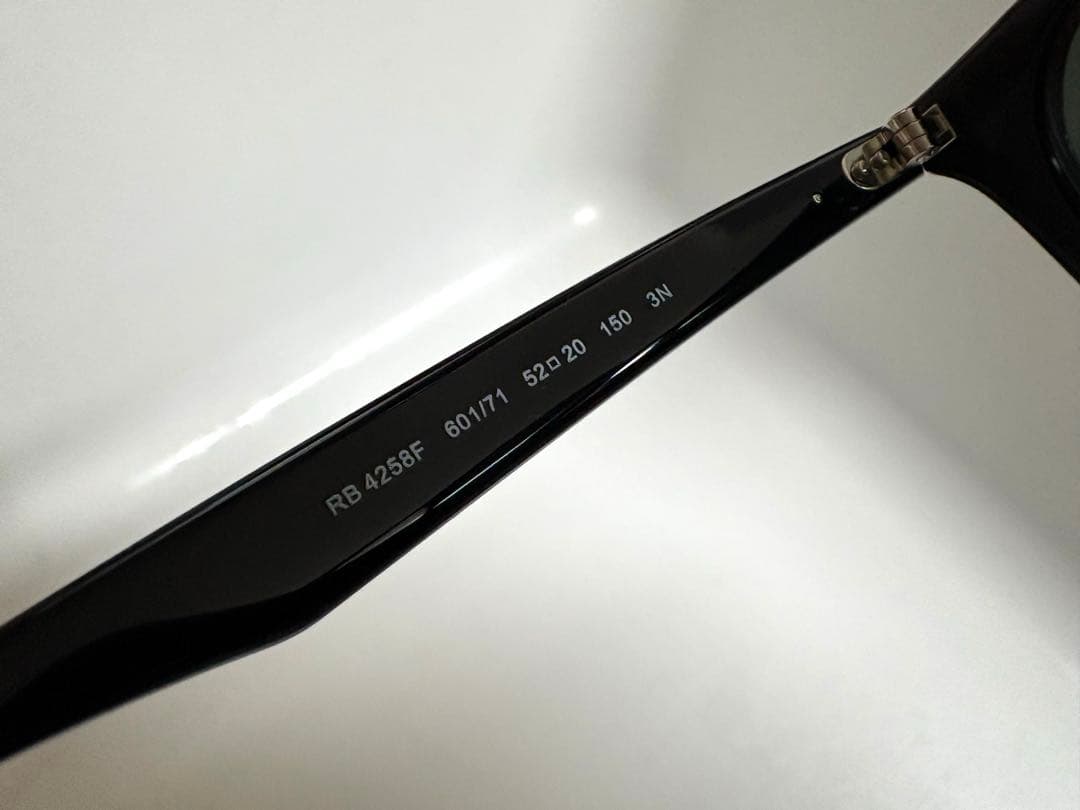 レイバンサングラス　RB4258F 新品未使用