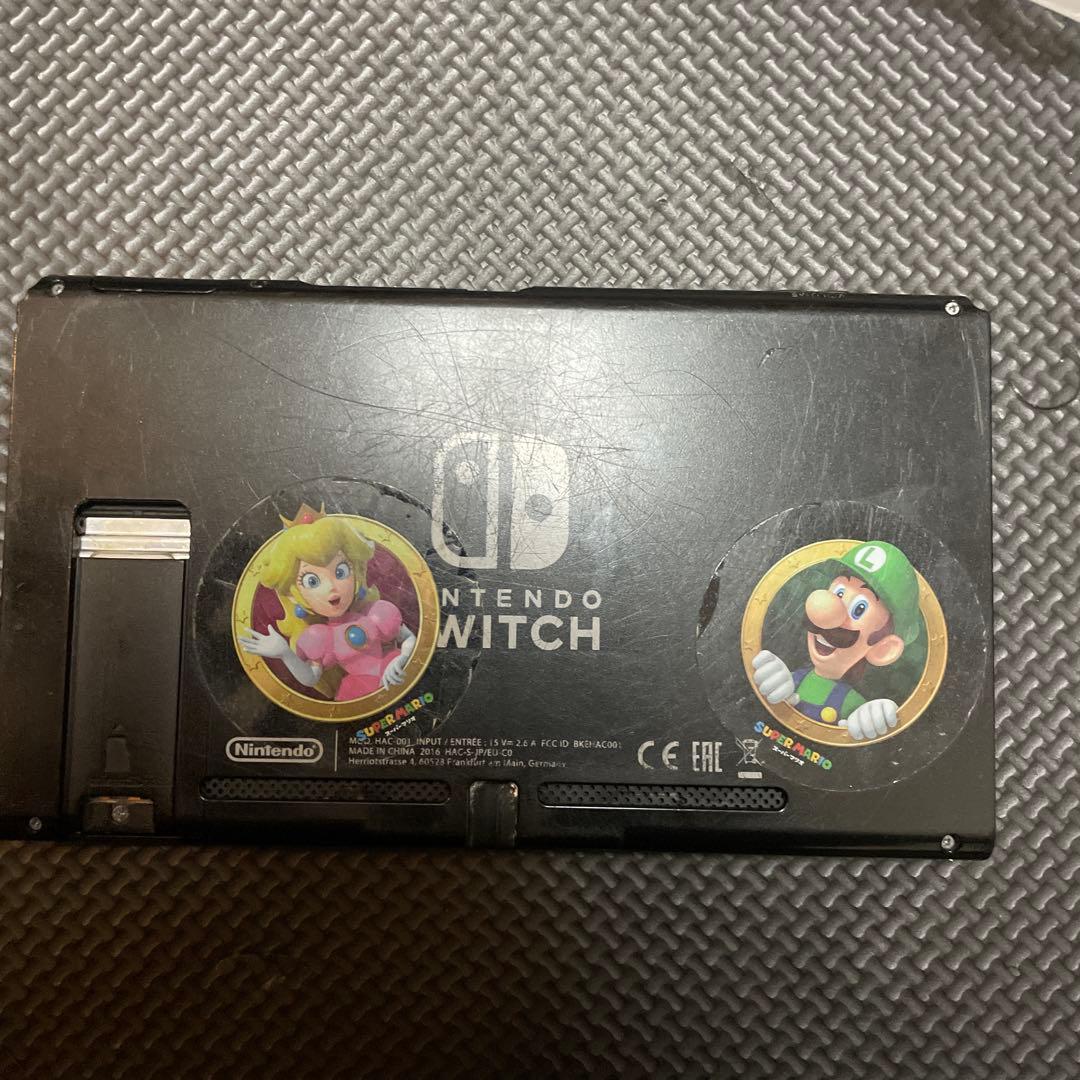 任天堂スイッチ　ジャンク　本体のみ