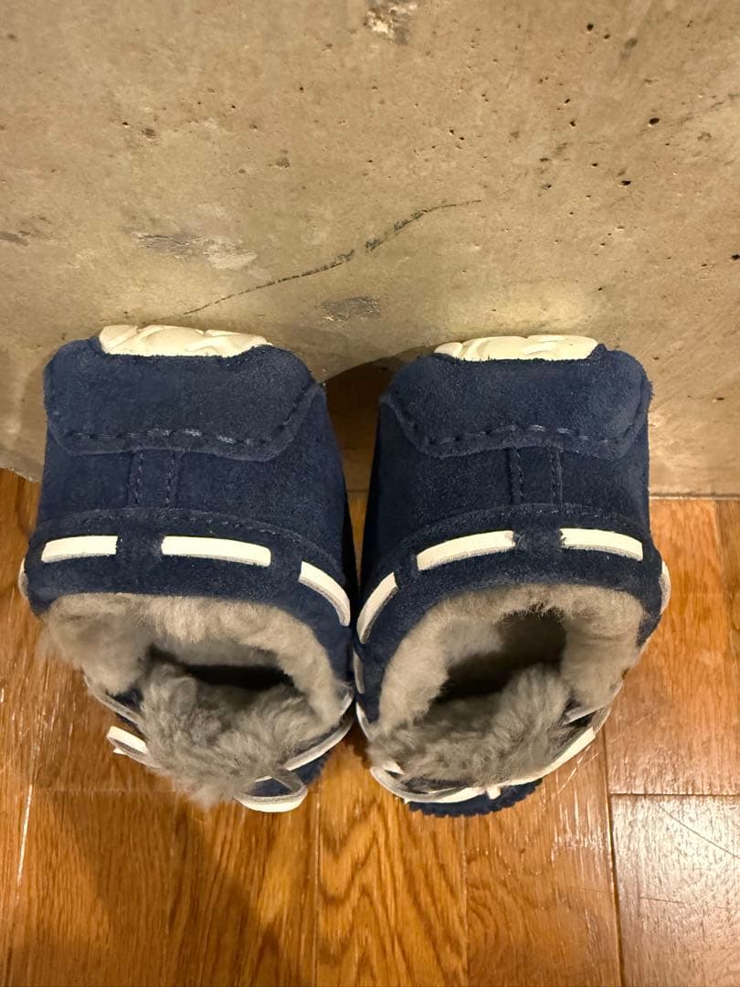 最終価格　2度着用⭐︎26㎝ UGG ネイビー モカシン