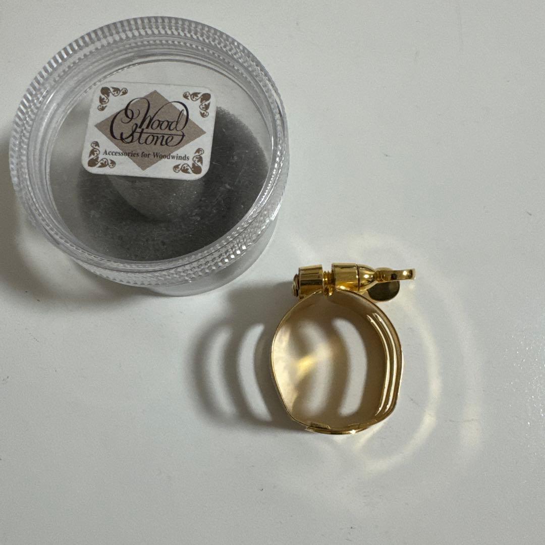 WoodStone アルトサックス リガチャー メイヤーラバー用 (金メッキ)
