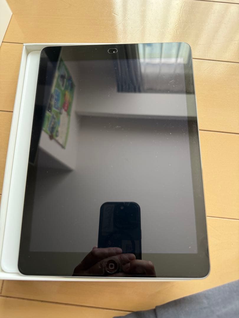 Apple iPad Air 32GB スペースグレー　Wi-Fiモデル