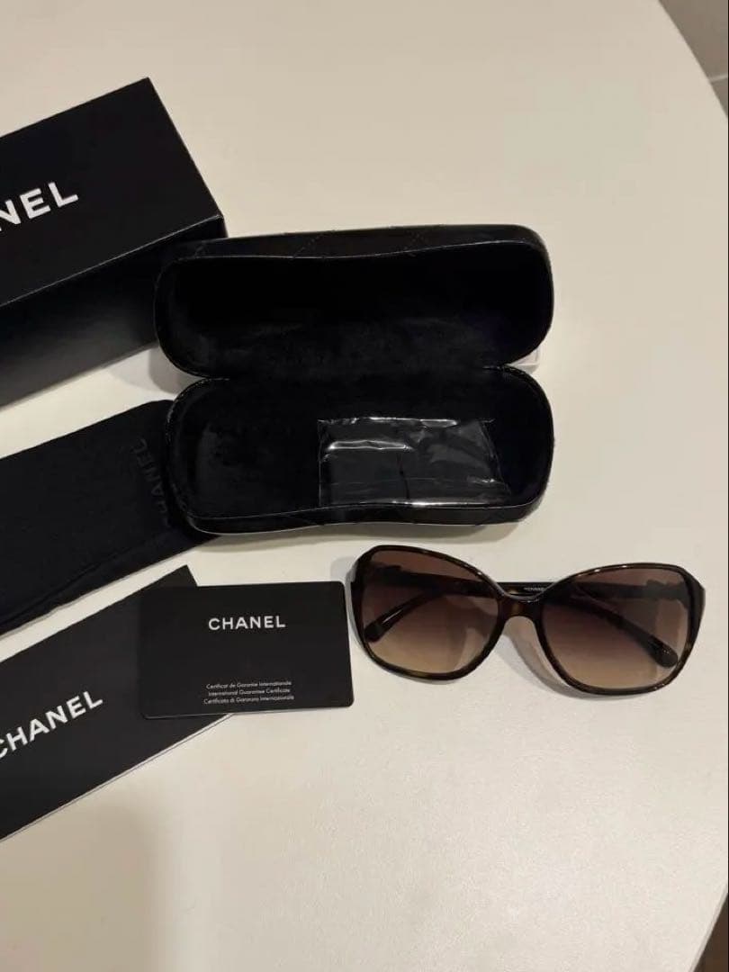 CHANEL ラウンド型 サングラス ブラウン