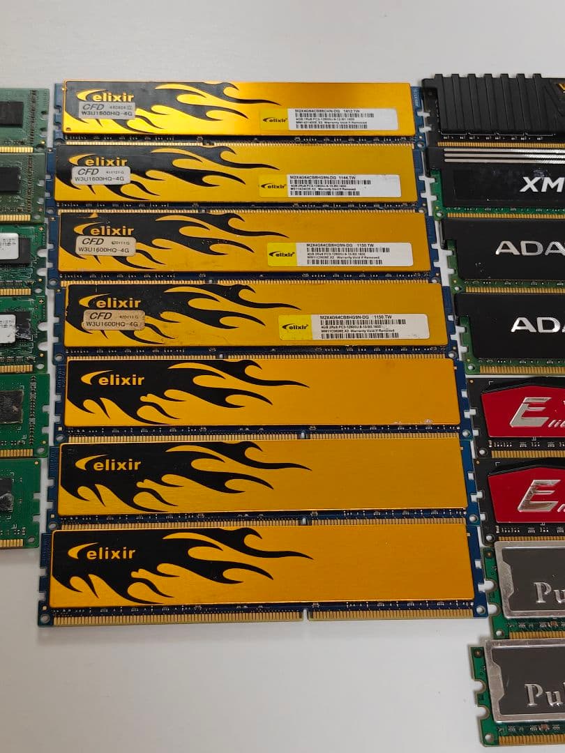 DDR3 DDR2 メモリ まとめ売り Corsair ADATA