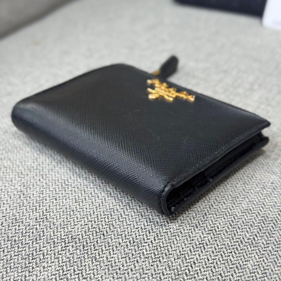 PRADA プラダ サフィアーノ メタル 二つ折り財布 IDポケット付