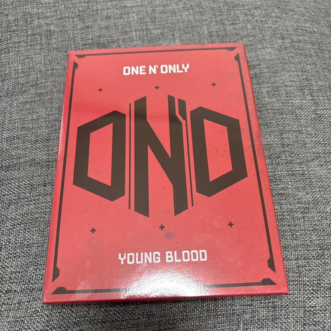 ONE N' ONLY / YOUNG BLOOD〈初回限定盤・2枚組〉