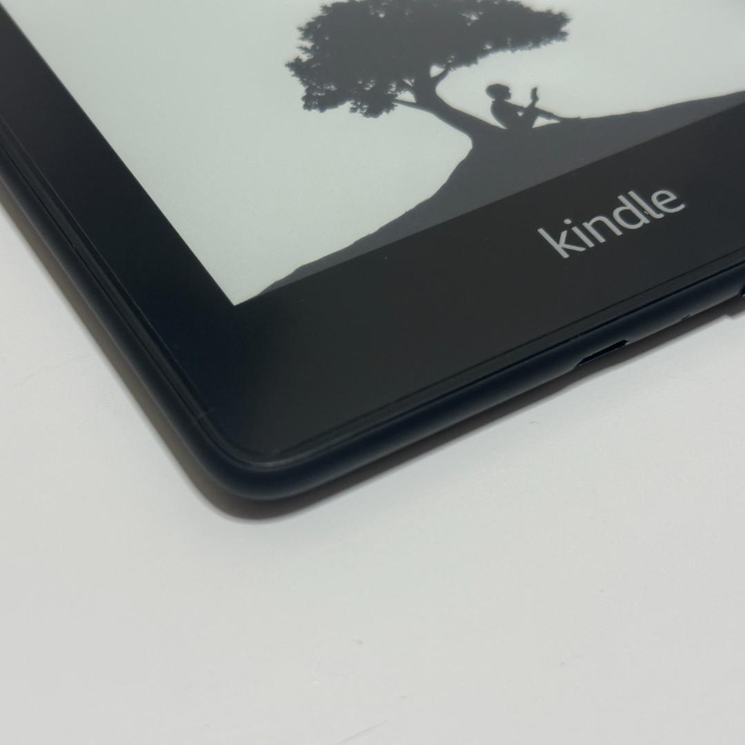 Kindle Paperwhite 第10世代（カバー・保護フィルム付き）