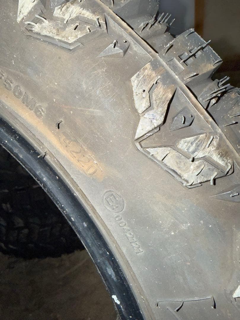 dubレーダー RADAR RENEGADE R/T＋　265/50r20