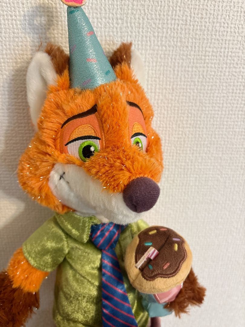 ディズニーストア　ズートピア　10周年　ニック　ぬいぐるみ　ドーナツパーティー
