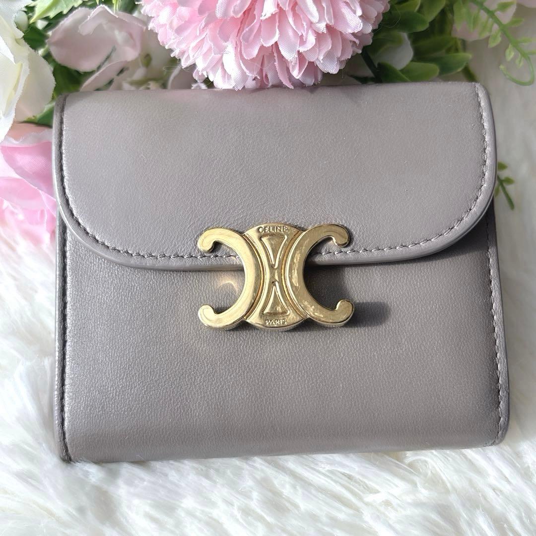 美品✨CELINE トリオンフ スモールフラップウォレット 三つ折り グレージュ