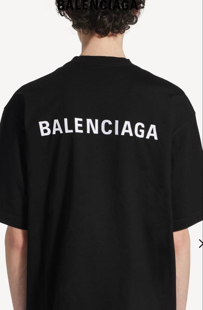美品 BALENCIAGA ブラック Tシャツ 【12日まで】