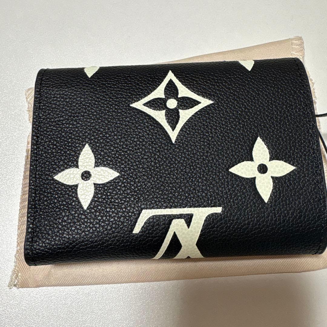 ルイヴィトン　三つ折り財布　ノベルティ