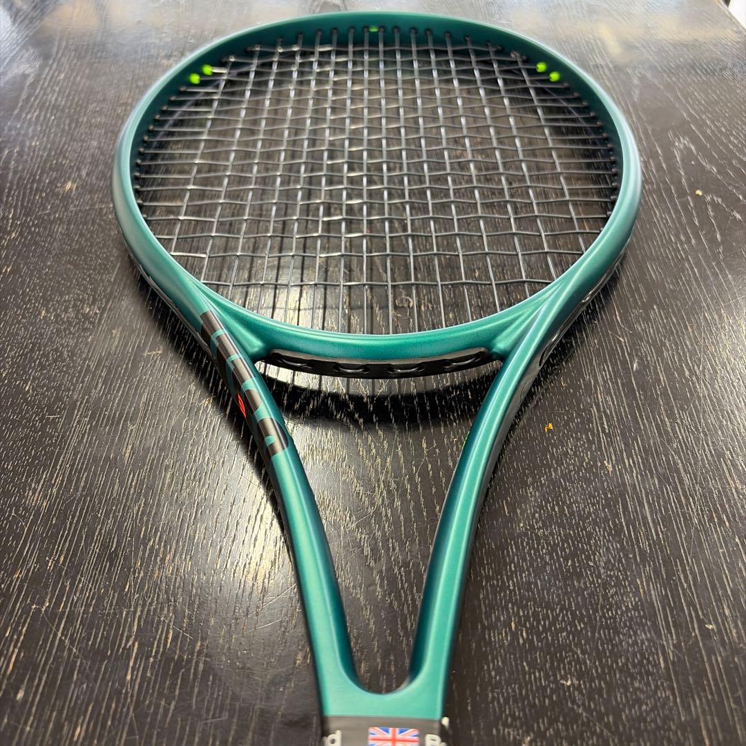 【美品】Wilson BLADE 100 V9 / ほぼ新品 / 国内正規品G2