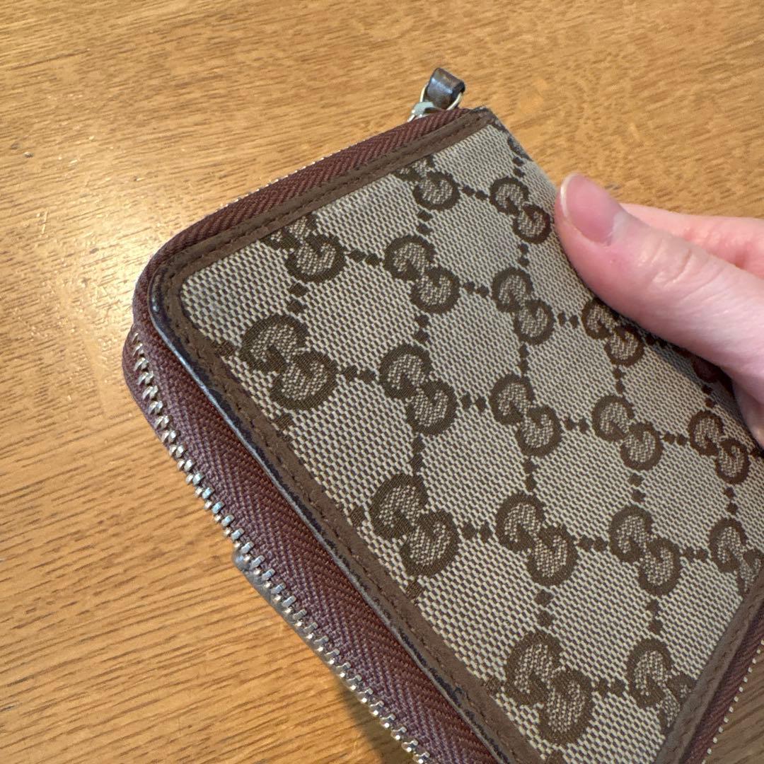 GUCCI GG キャンバス　二つ折り財布