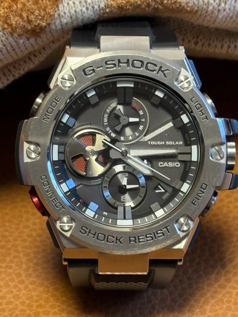 [美品] CASIO GST-B100-1AJF Bluetooth搭載