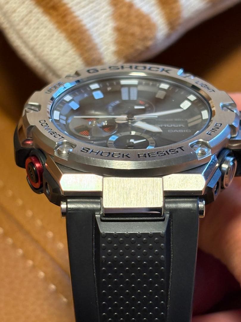[美品] CASIO GST-B100-1AJF Bluetooth搭載