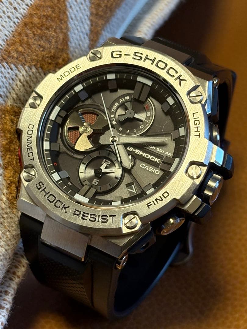 [美品] CASIO GST-B100-1AJF Bluetooth搭載