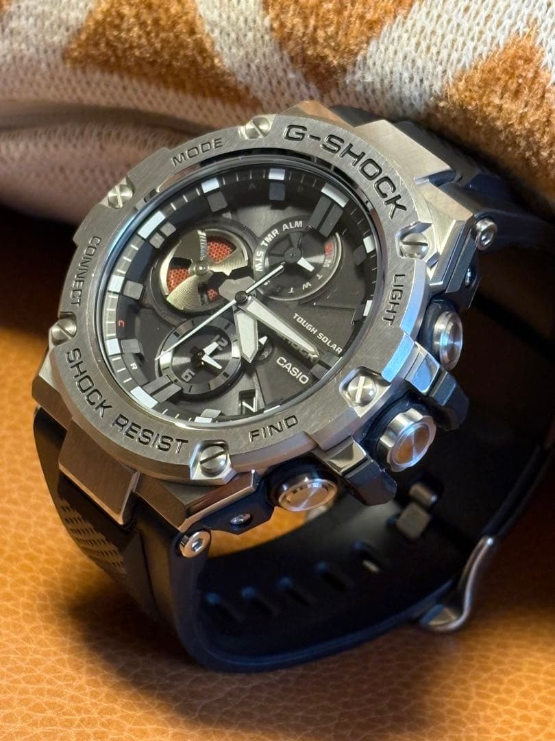 [美品] CASIO GST-B100-1AJF Bluetooth搭載