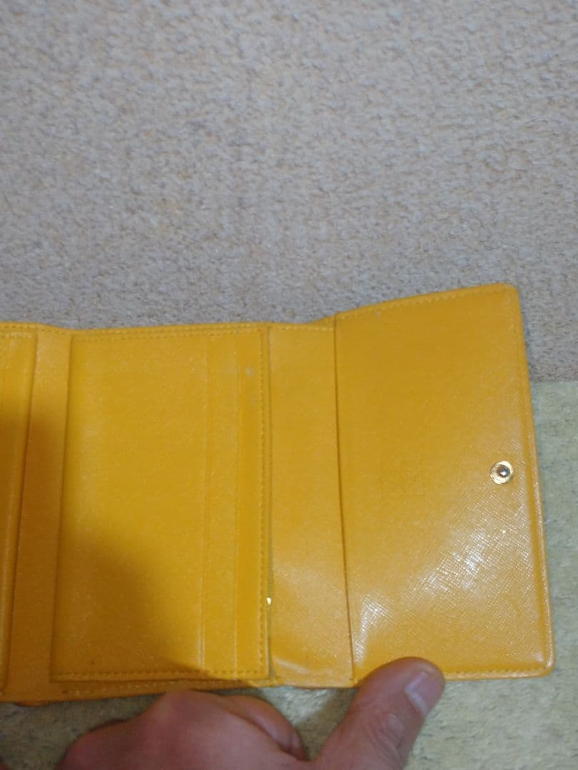 MCM　エムシーエム　三つ折り財布　ラビット　レザー