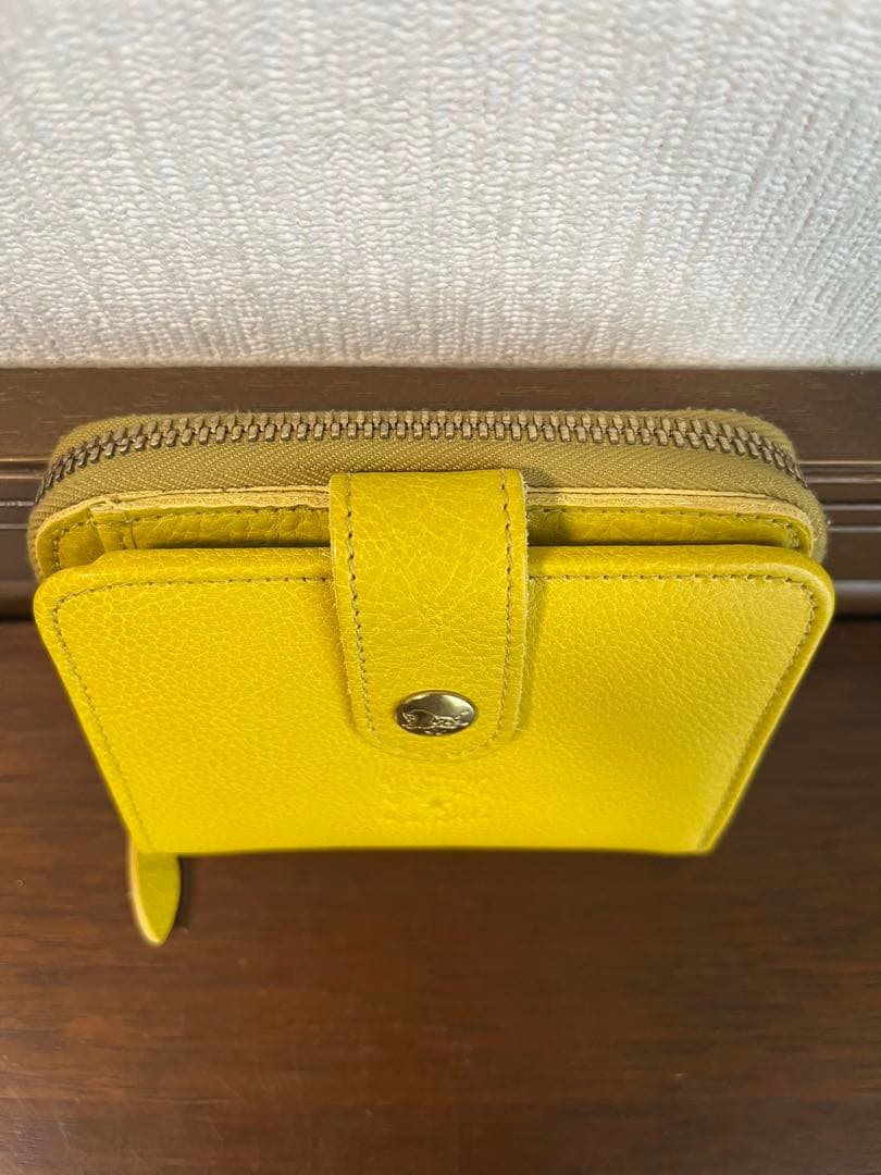IL BISONTE 財布 コンパクト二つ折り 小銭入れ付き ミニ財布
