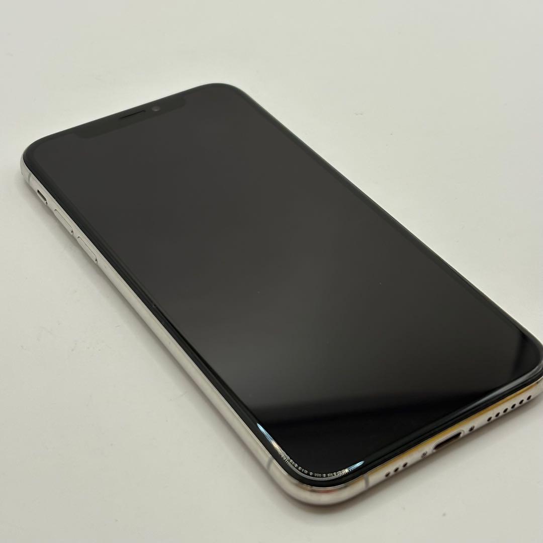 iPhone Xs ホワイト　ジャンク 初期化済み バッテリー最大容量84％