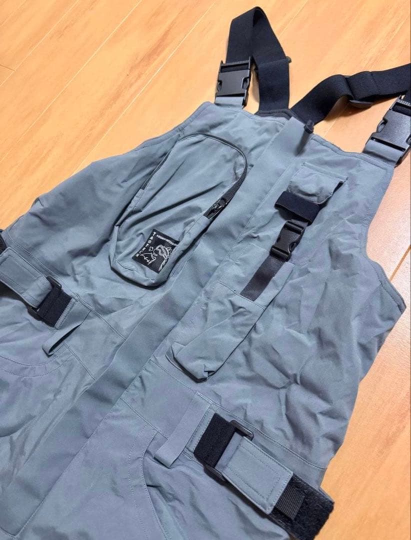 【TaoTech】スノボウェア オーバーオール 美品[定価19,800円]