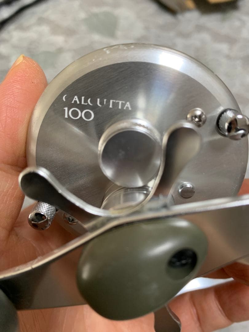 中古 SHIMANO CALCUTTA 100
