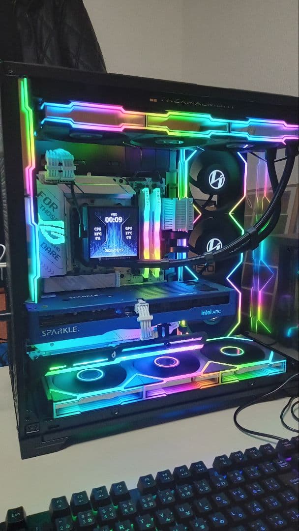 グラフィックボード・グラボ・ビデオカード SPARKLE ARC B580 OC Edition 12GB GDDR6