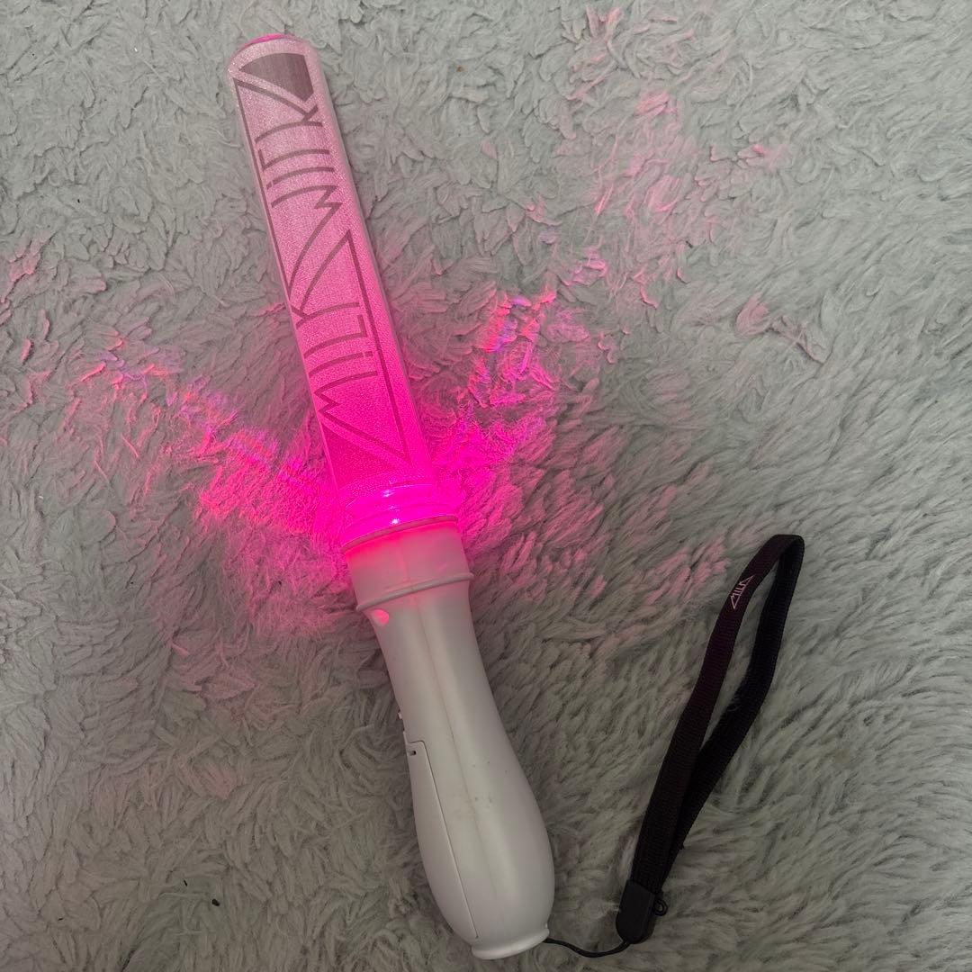 M!LK カラチェン ペンライト
