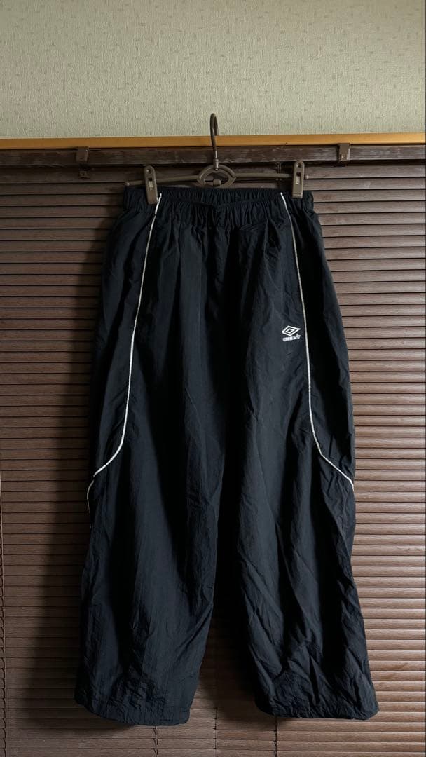 UMBRO ナイロンパンツ ブラック アンブロ