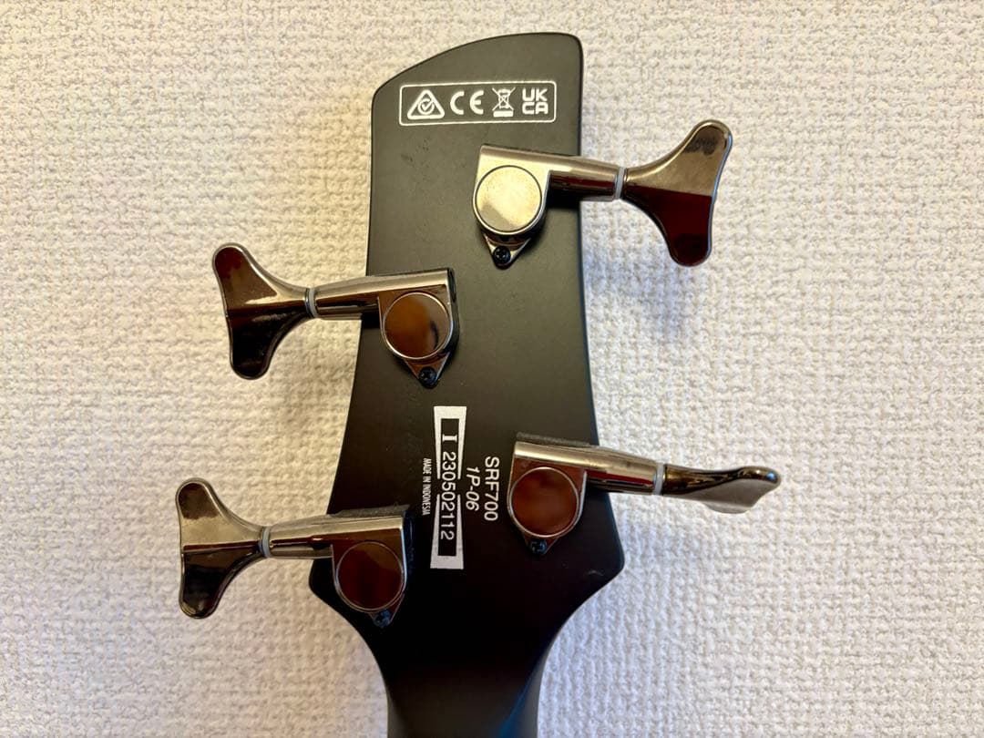 【中古品】SRF700 サンバースト エレキベース